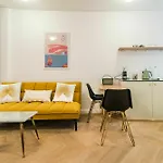 The Melegran 4*